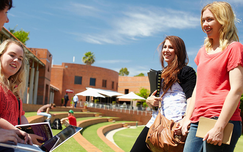 truong-Curtin-College